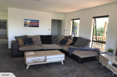 Photo of property in 15 Hawke Place, Pukekohe, 2120