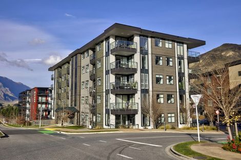 Photo of property in Wyndham Gardens Apartments, 110/30 Red Oaks Drive, Frankton, Queenstown, 9300
