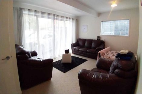 Photo of property in 1/12 Speedy Crescent, Hillcrest, Auckland, 0627