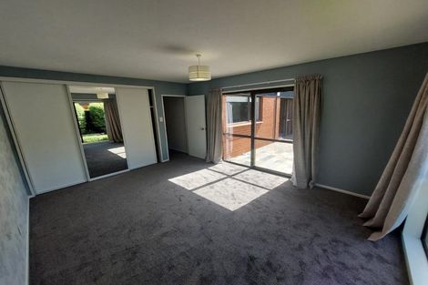 Photo of property in 4 Glenburn Place, Avonhead, Christchurch, 8042