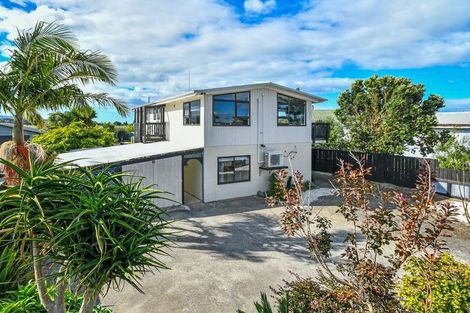 Photo of property in 6 Puriri Avenue, Kaiaua, Pokeno, 2473