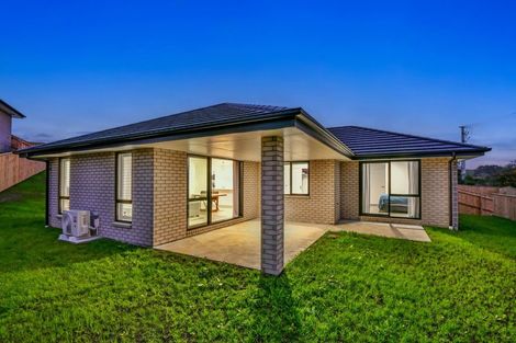 Photo of property in 132 Harriet Johnston Drive, Pokeno, 2402