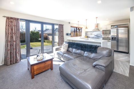 Photo of property in 7 Baltic Place, Northwood, Christchurch, 8051