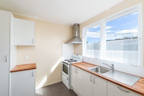 Photo of property in 15 Mangaroa Hill Road, Maoribank, Upper Hutt, 5018