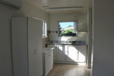 Photo of property in 9 Greers Road, Weymouth, Auckland, 2103