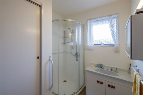 Photo of property in 10 Raukawa Street, Otaki, 5512