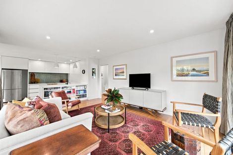 Photo of property in 14b Searells Road, Strowan, Christchurch, 8052