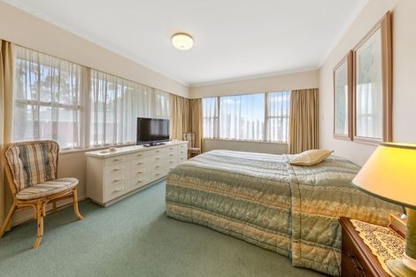 Photo of property in 6 Halcyon Place, Papatoetoe, Auckland, 2025