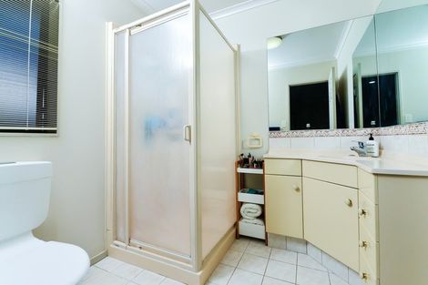 Photo of property in 33 Admiral Crescent, Flagstaff, Hamilton, 3210