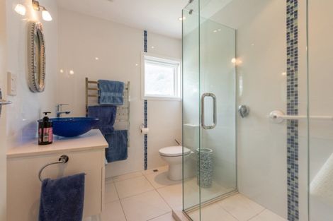 Photo of property in Oriana Apartments, 248 Oriental Parade, Oriental Bay, Wellington, 6011