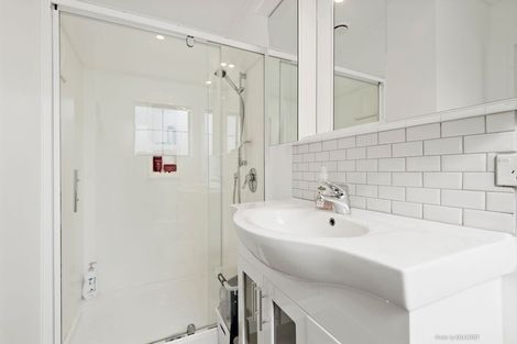 Photo of property in 25 Satara Crescent, Khandallah, Wellington, 6035