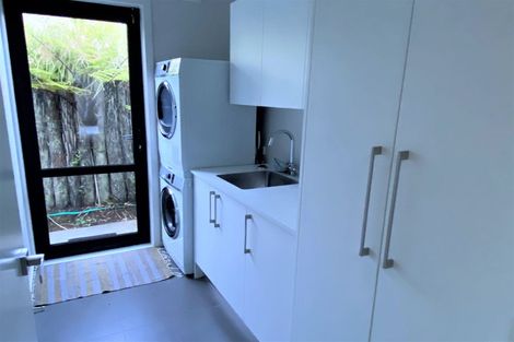 Photo of property in 82 Karamea Street, Whalers Gate, New Plymouth, 4310