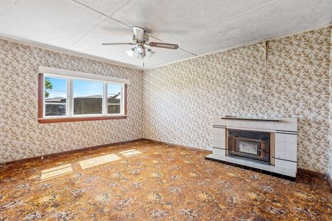 Photo of property in 154 Tawa Road, Kumeu, 0891