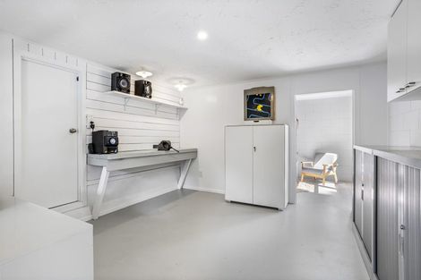 Photo of property in 767 South Titirangi Road, Titirangi, Auckland, 0604