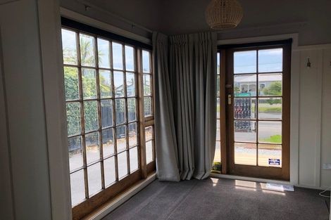 Photo of property in 124 Oram Avenue, New Brighton, Christchurch, 8061