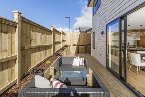 Photo of property in 2 Kanono Way, Helensville, 0800