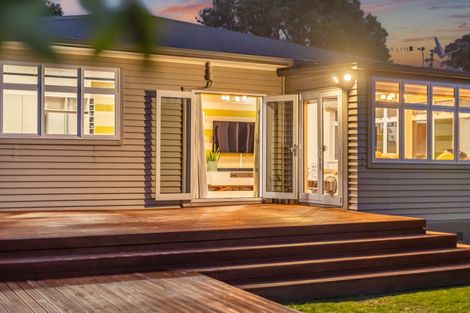 Photo of property in 43 Lincoln Avenue, Epuni, Lower Hutt, 5011