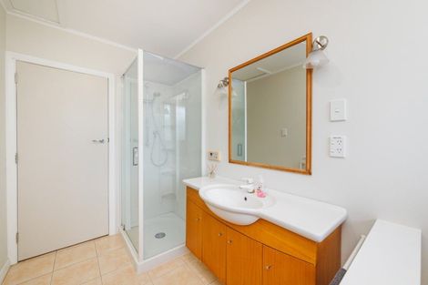 Photo of property in 22 Bond Street, Hokowhitu, Palmerston North, 4410