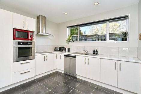 Photo of property in 9 Coates Place, Rangiora, 7400