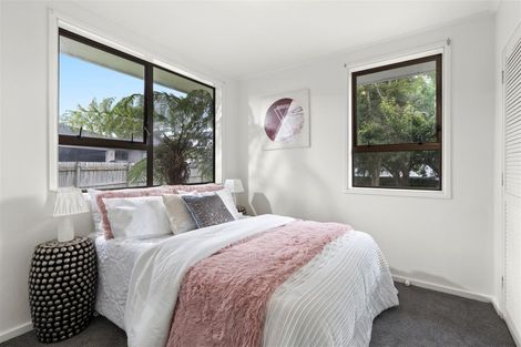 Photo of property in 8 Mccracken Road, Mount Wellington, Auckland, 1060