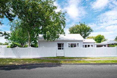 Photo of property in 61 Strickland Street, Somerfield, Christchurch, 8024