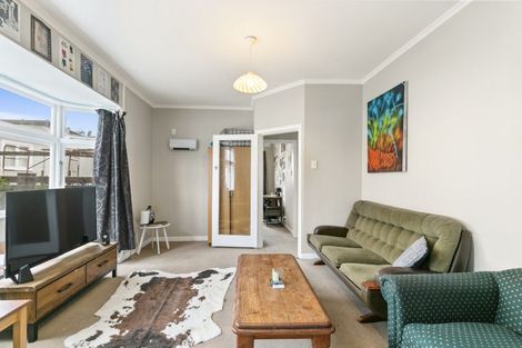 Photo of property in 16 Princess Street, Newtown, Wellington, 6021