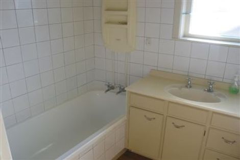 Photo of property in 1/45 Seine Road, Forrest Hill, Auckland, 0620