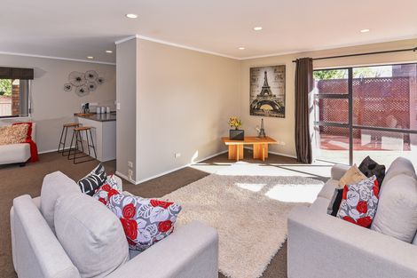 Photo of property in 12 Larkspur Court, The Gardens, Auckland, 2105
