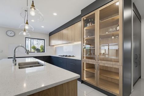 Photo of property in 28 Crossgar Road, Flat Bush, Auckland, 2019