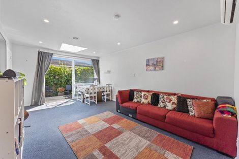 Photo of property in 1/15a Lane Street, Wallaceville, Upper Hutt, 5018