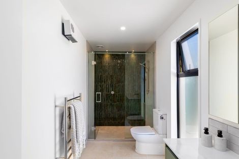 Photo of property in 96a Willryan Avenue, New Brighton, Christchurch, 8083