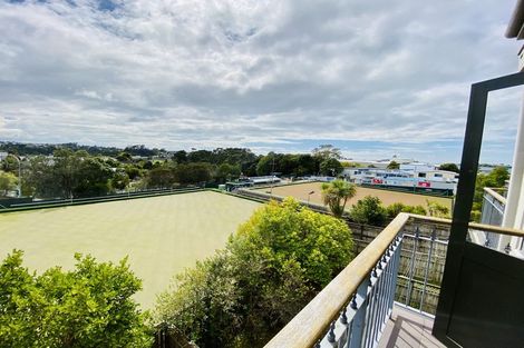 Photo of property in 11/97b Mokoia Road, Birkenhead, Auckland, 0626
