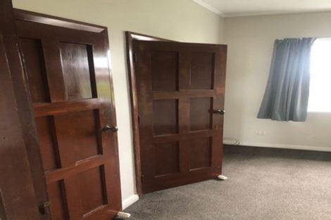 Photo of property in 192 Rathgar Road, Henderson, Auckland, 0610