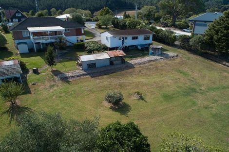 Photo of property in 17 School Road, Riverhead, 0820