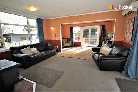 Photo of property in 237 Gladstone Road North, Mosgiel, 9024