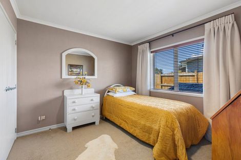 Photo of property in 1 Saratoga Court, Papamoa Beach, Papamoa, 3118