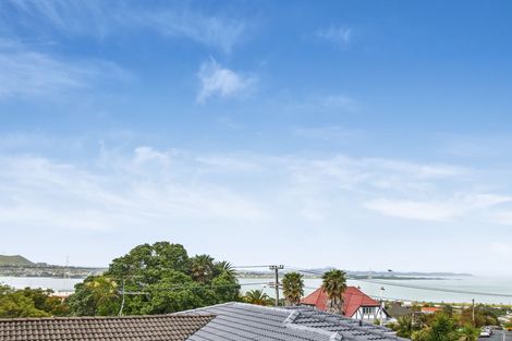Photo of property in 49 Quadrant Road, Onehunga, Auckland, 1061