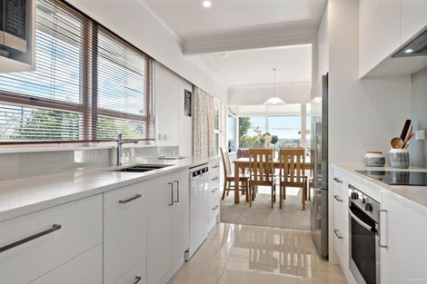 Photo of property in 157 Coronation Road, Hillcrest, Auckland, 0627