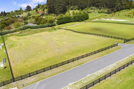 Photo of property in 15 Lochinvar Lane, Acacia Bay, Taupo, 3385