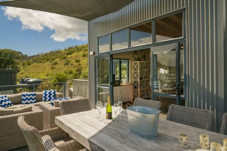 Photo of property in 10 Logans Lane, Kuaotunu, Whitianga, 3592