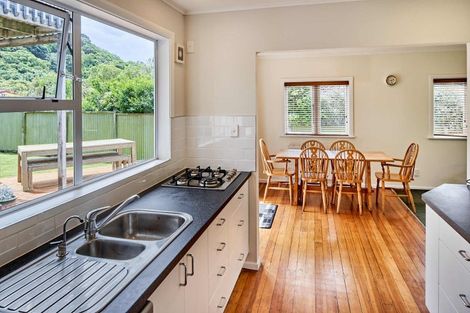 Photo of property in 72 Rawhiti Road, Pukerua Bay, 5026