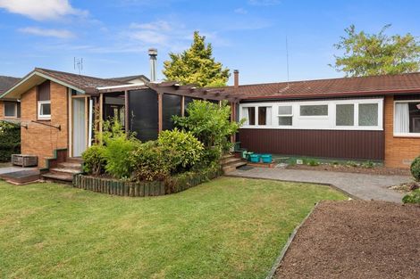 Photo of property in 3 Madill Road, St Andrews, Hamilton, 3200