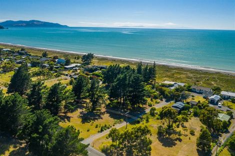 Photo of property in 64 Rarangi Beach Road, Rarangi, Blenheim, 7273