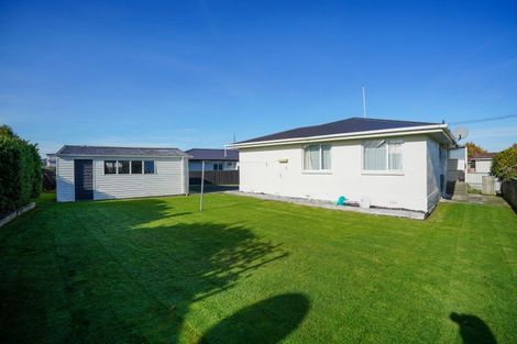 Photo of property in 64 Edinburgh Crescent, Waikiwi, Invercargill, 9810