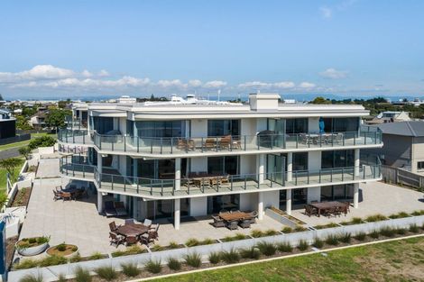 Photo of property in 208/178 Marine Parade, Mount Maunganui, 3116