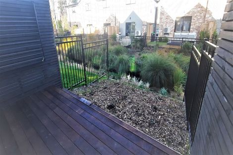 Photo of property in 2/35 Webb Street, St Albans, Christchurch, 8014