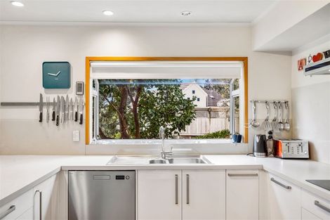 Photo of property in 20 Sailfish Drive, West Harbour, Auckland, 0618