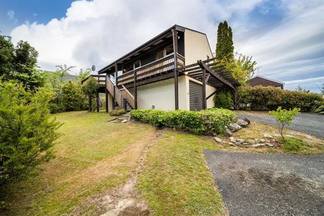 Photo of property in 18 Hunter Crescent, Wanaka, 9305