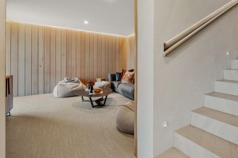 Photo of property in 16 Advance Terrace, Arrowtown, 9302