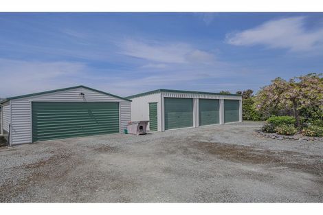 Photo of property in 393 Naughton Road, Kerrytown, Timaru, 7975